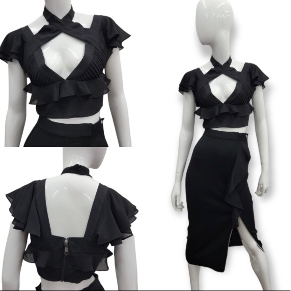 Nasty Gal Black Cropped Flutter Sleeve Top - Picture 2 of 6